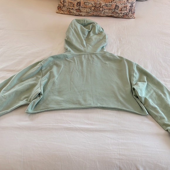 Refuge Mint Green Cropped Hoodie, Size M - Picture 2 of 3